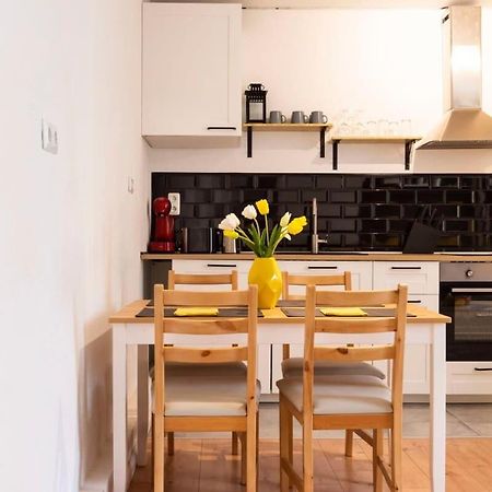 2 Bedroom In Great Location In Kreuzberg เบอร์ลิน ภายนอก รูปภาพ