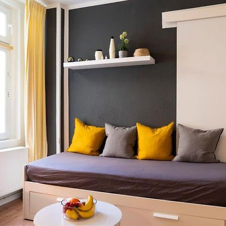 2 Bedroom In Great Location In Kreuzberg เบอร์ลิน ภายนอก รูปภาพ