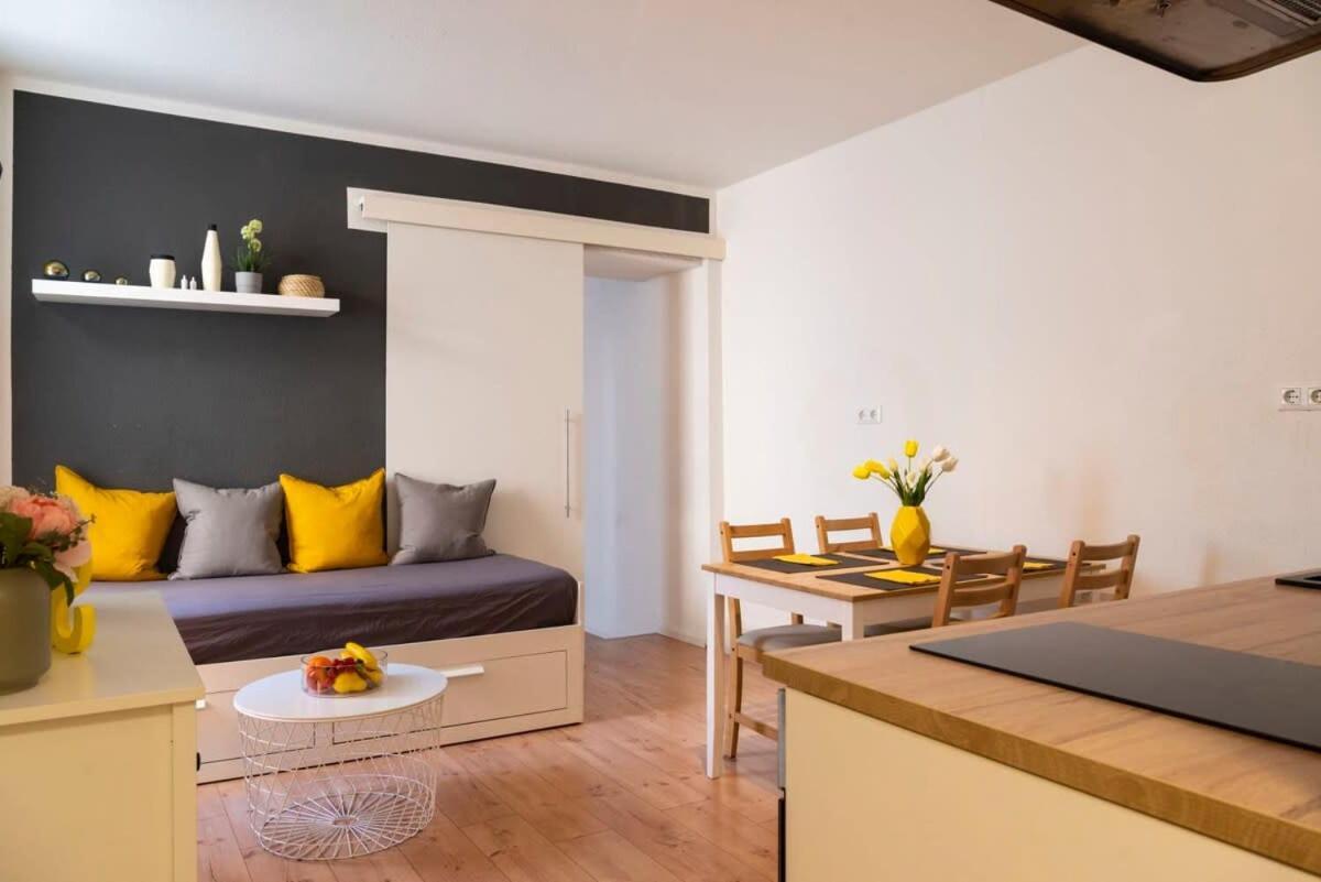 2 Bedroom In Great Location In Kreuzberg เบอร์ลิน ภายนอก รูปภาพ