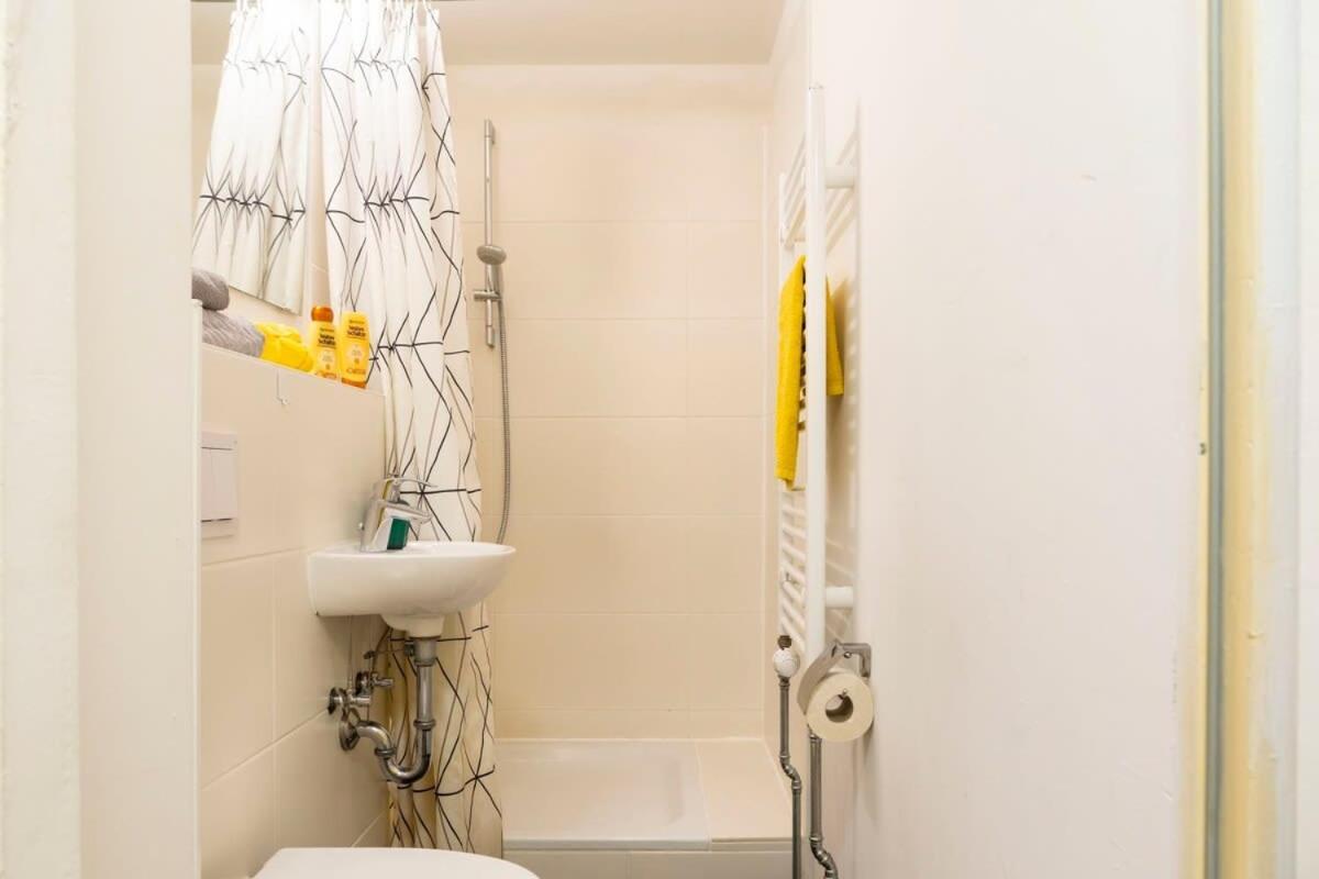 2 Bedroom In Great Location In Kreuzberg เบอร์ลิน ภายนอก รูปภาพ
