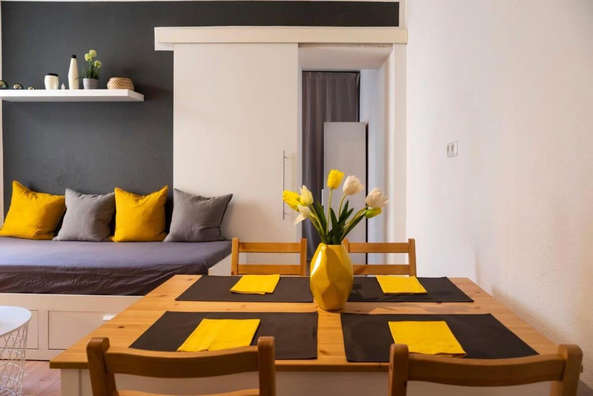 2 Bedroom In Great Location In Kreuzberg เบอร์ลิน ภายนอก รูปภาพ